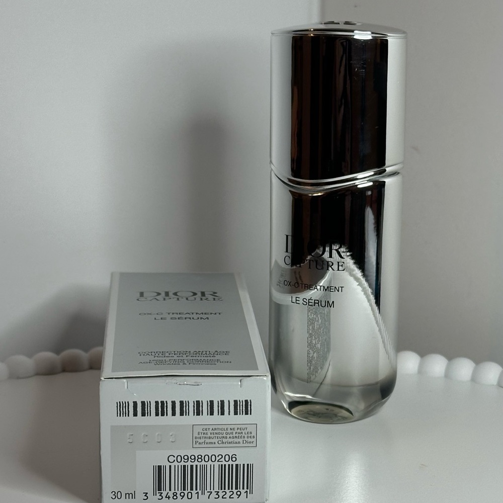 DIOR Capture OX-C Treatment Le Serum 1 oz/30 ml New with box - Picture 2 of 3